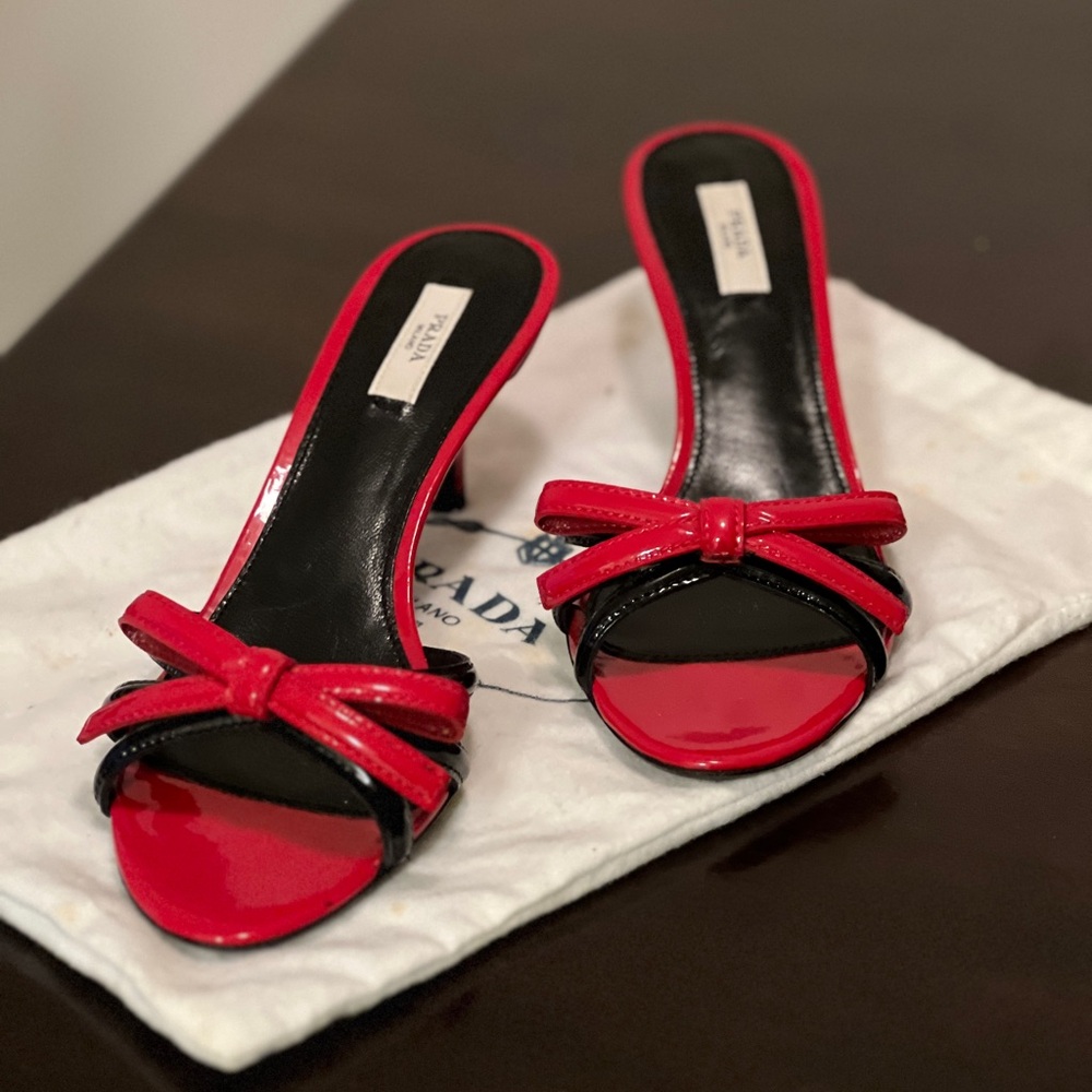Vintage Prada kitten heels